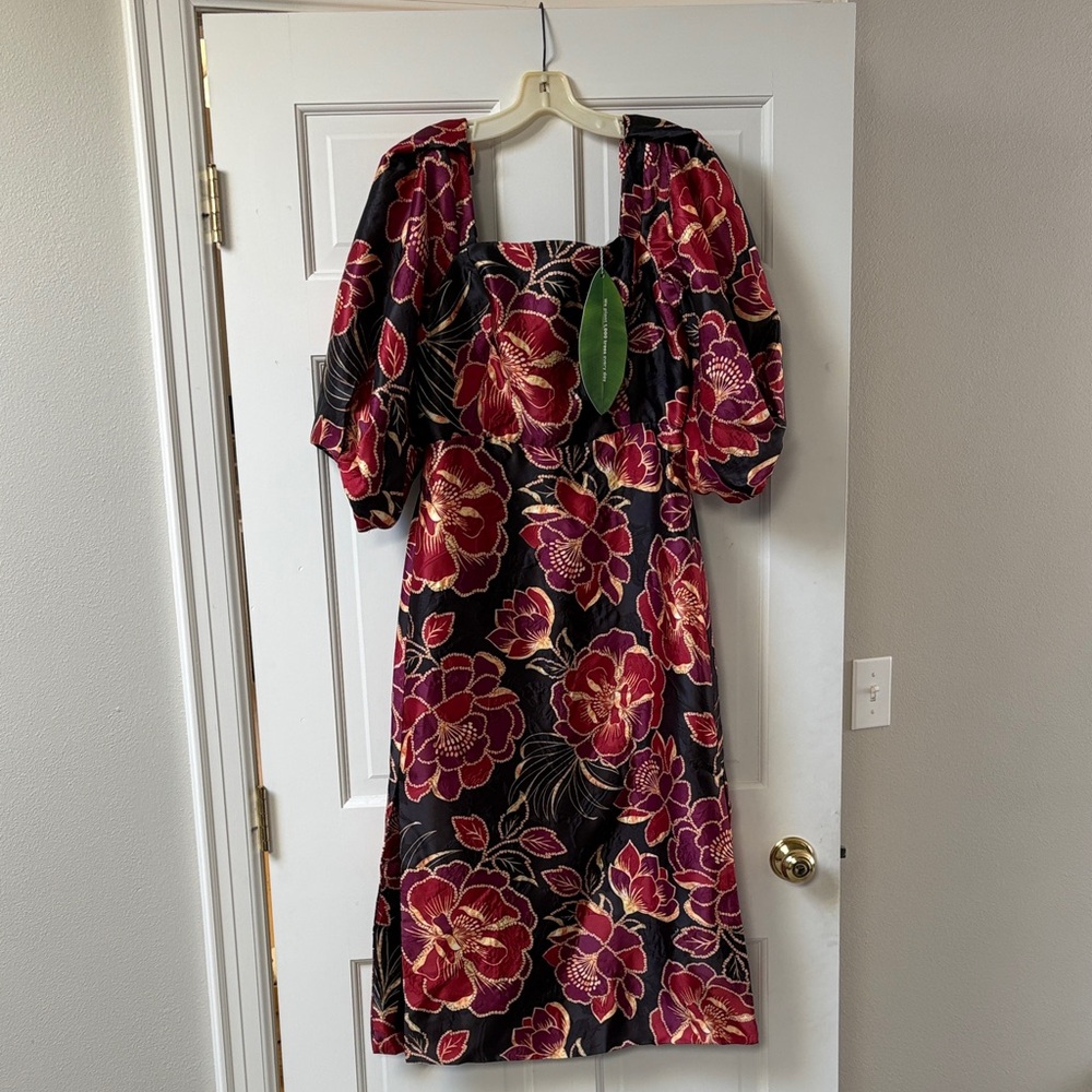 Farm Rio with tags on shiny Chita shirt sleeve midi dress